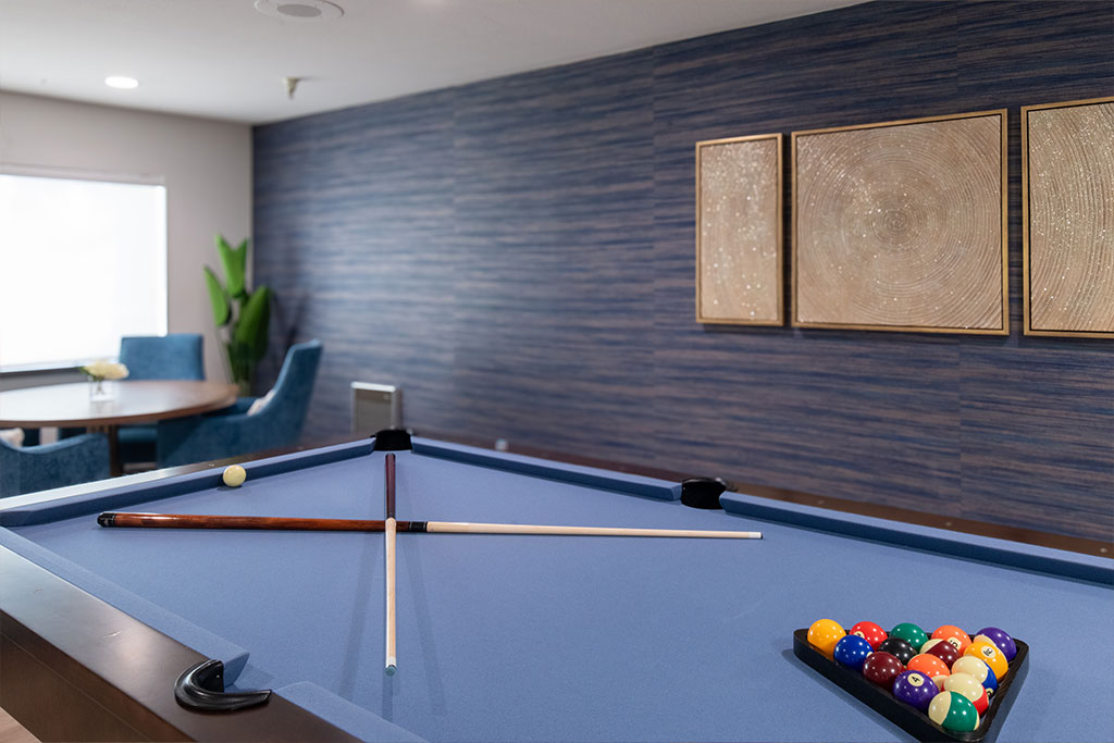 The Oaks at Lebanon Pool Table