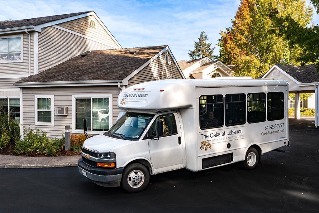 The Oaks at Lebanon Transport Bus